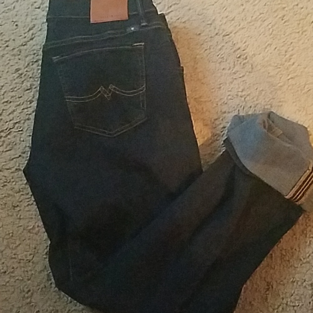 Unworn lucky brand Jean's. Womens size 6
